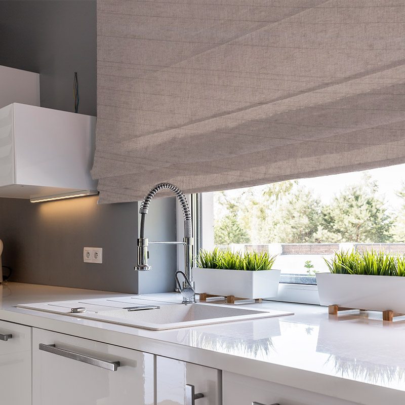 Luxe Kangaroo - Roman Blinds - Image 5